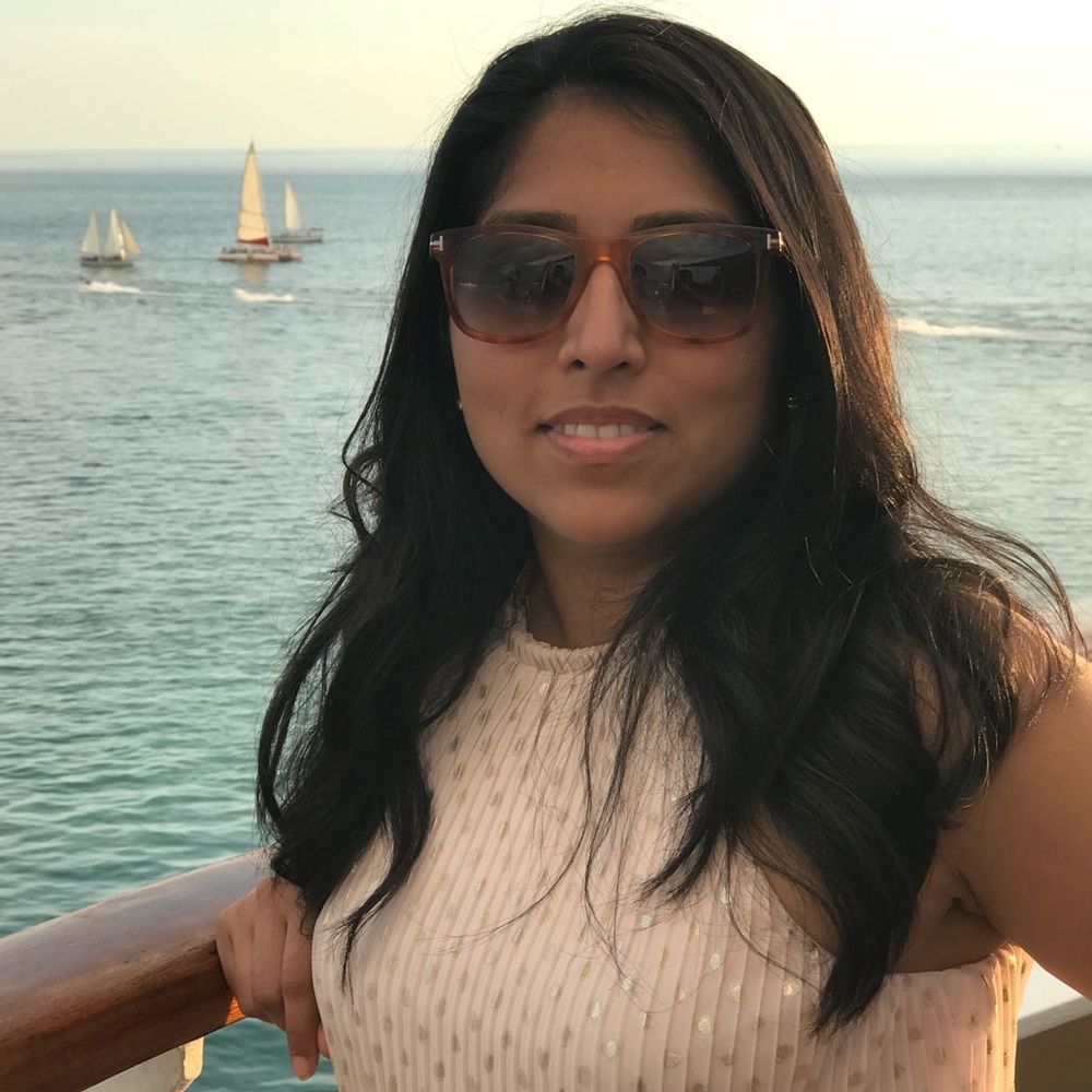 Meet your Posher, Sarina